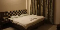 Hotel Niraj International - 標準室