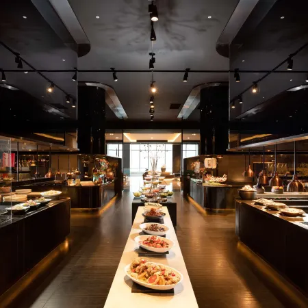 Conrad Seoul Отели рядом с достопримечательностью «Станция Yeouido»