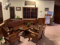 โรงแรมไผ่ถาวร