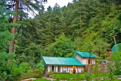 Asaka Himalayan Inspiration Lodge Kasol Hotels near SANDHYA HOME STEY RASOL