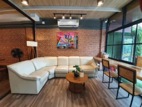 清邁機場睡眠旅館