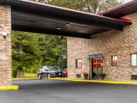 Econo Lodge Hotels in Weakley County