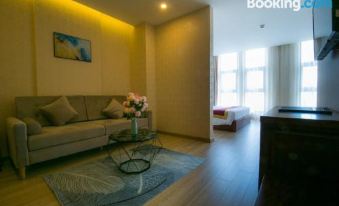 May Beach Hotel by THG