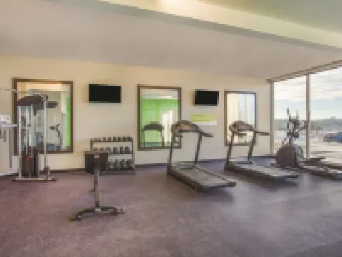 錫達城拉昆塔温德姆套房酒店 錫達城酒店