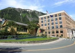 Silverbow Inn & Suites