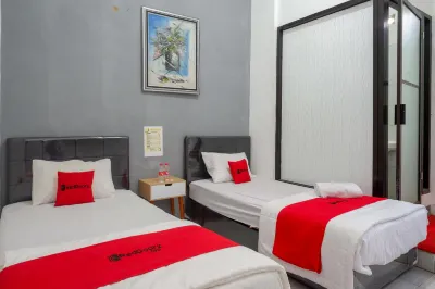 RedDoorz Syariah Near Alun Alun Kajen