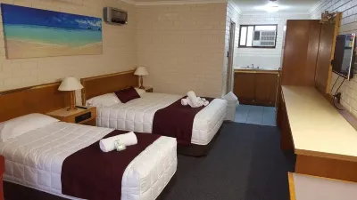 Tabourie Lake Motor Inn Hotels in Kioloa