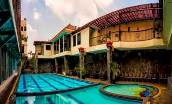 Grand Pasundan Convention Hotel
