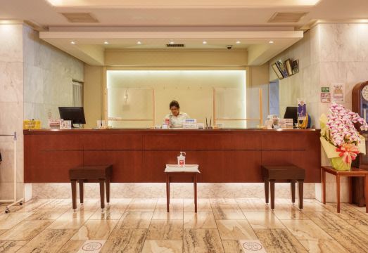 류큐 썬 로얄 호텔의 외관 사진