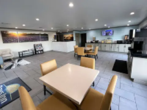 Days Inn by Wyndham Canton Hoteles en Canton