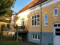 "Harro" - 150m from the Sea فنادق في 