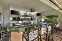 Hilton Vacation Club the Point at Poipu Kauai - bar