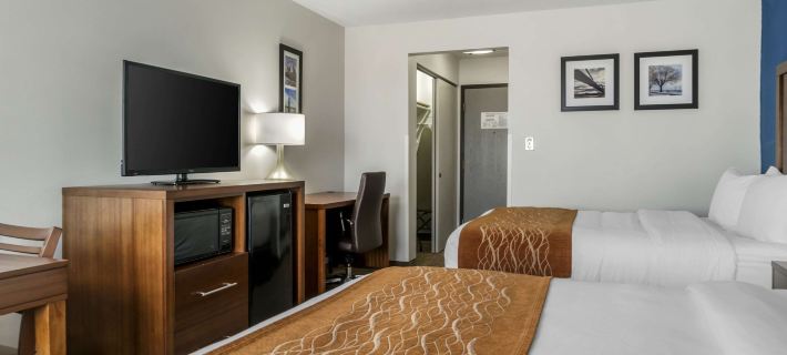 Comfort Inn East Hotels in Lucas County