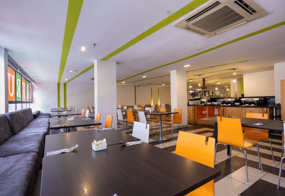 4. 시트러스 호텔 ..