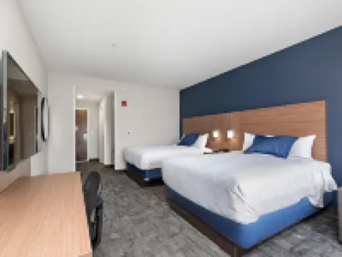 Holiday Inn Express KANSAS CITY NORTH – PARKVILLE by IHG Hotels in Platte County