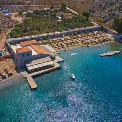 曼德拉基海灘度假村 Hotel Exterior