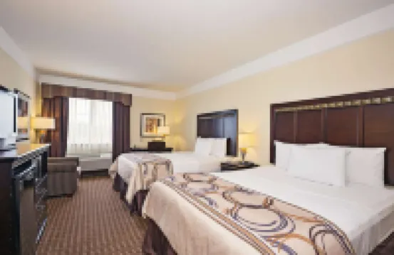 La Quinta Inn & Suites by Wyndham Cleburne