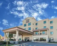 Sleep Inn & Suites Hotels in Shawnee