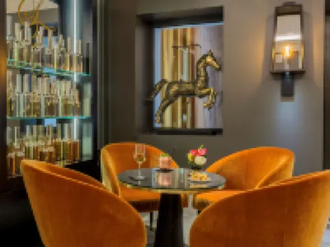 Best Western Premier Hotel les Sept Fontaines Hotels in Tournus