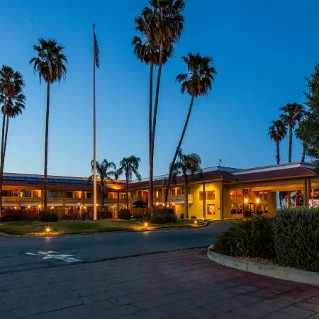 Best Western Apricot Inn