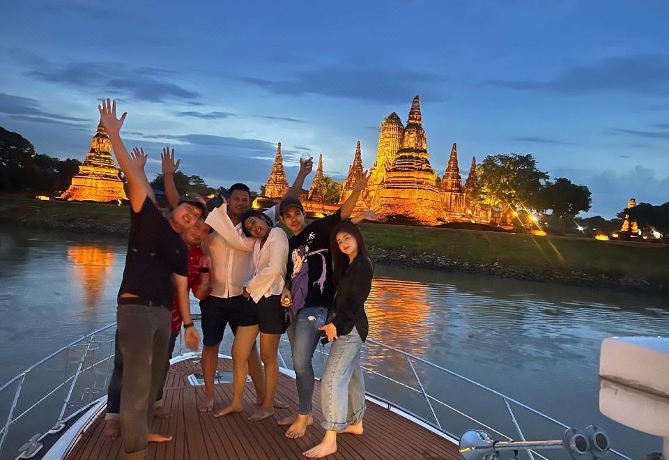 Ayutthaya Rive Camp and Yacht Charter