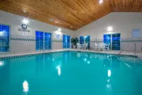 Country Inn & Suites by Radisson, Boone, NC - Pools