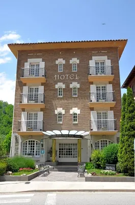 Hotel Edelweiss Hotel a Llanars