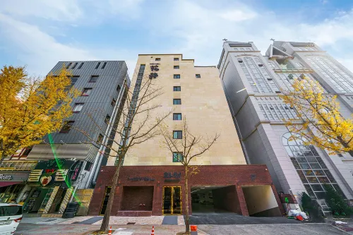Hwajeong Hotel Hotels in Goyang