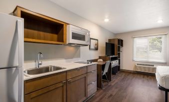WoodSpring Suites Panama City Beach