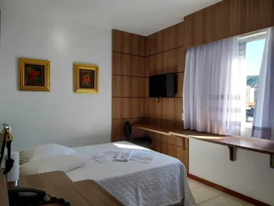 Colle Tourist Hotel Luxo Các khách sạn gần Praça Nereu Ramos