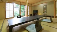Yuraku Hotel