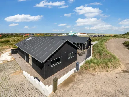 "Maximiliane" -  from the Sea