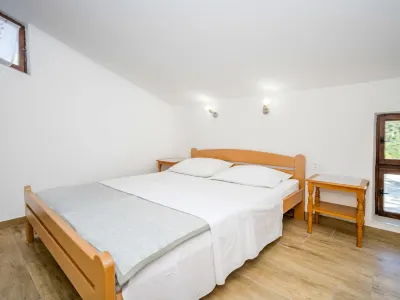 Hilde Red Hotels near Strandpark Barthl