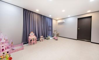 Gapyeong Premium Kids Poolvilla (Korea Quality)