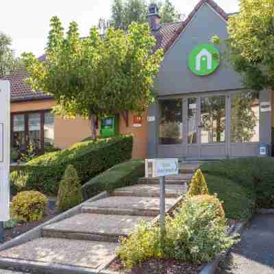 Campanile Aurillac Hotel Exterior