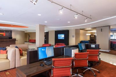 Public Areas Courtyard Boston Marlborough Photo