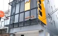 M Cabin Karawaci - 2-Star