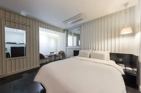 Cheongju the Vantt Self Check-in Motel Отели рядом с достопримечательностью «Cheongju Early Printing Museum»