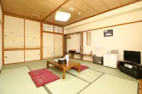Akan Tanchou No Sato Onsen Saakuru Akai Beret