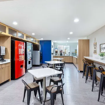 Microtel Inn & Suites by Wyndham Columbus North