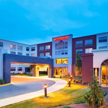 Sheraton Hartford South Hotel Отели рядом с достопримечательностью «Арена «XL-центр»»