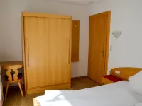 Niederhof Hoteles en Gemeinde Kappl