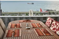 Quantum Hotel - Deniz Manzaralı