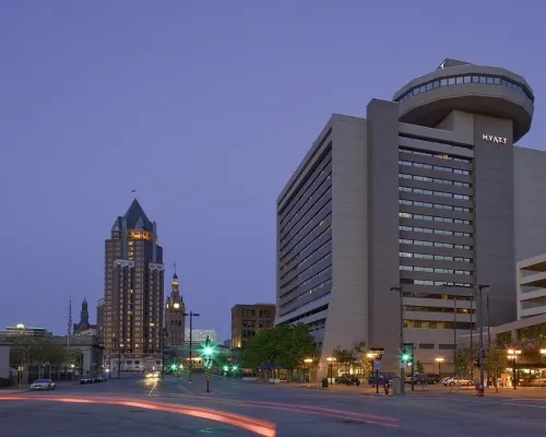 Hyatt Regency Milwaukee Hotels in Milwaukee