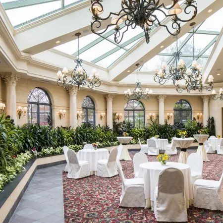 Desmond Hotel Malvern, a DoubleTree by Hilton Hotels in Devault