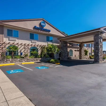 Best Western University Inn  Suites