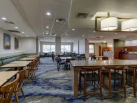 Fairfield Inn & Suites Hutchinson Hotels in Reno County
