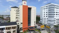 Grand Asia Hotel - Pysäköinti