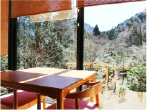 ฮาโกเนะ โควาคิเอ็ง มิยามะฟุริน โรงแรมในฮาโกเน่