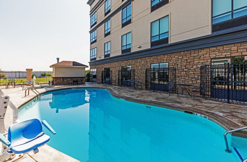 Holiday Inn & Suites Stillwater - University West by IHG photo 2